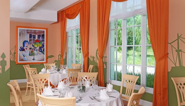 GH Wonder Restaurant 001 (1)