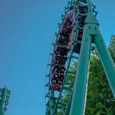Gardaland Park - Shaman - Loop