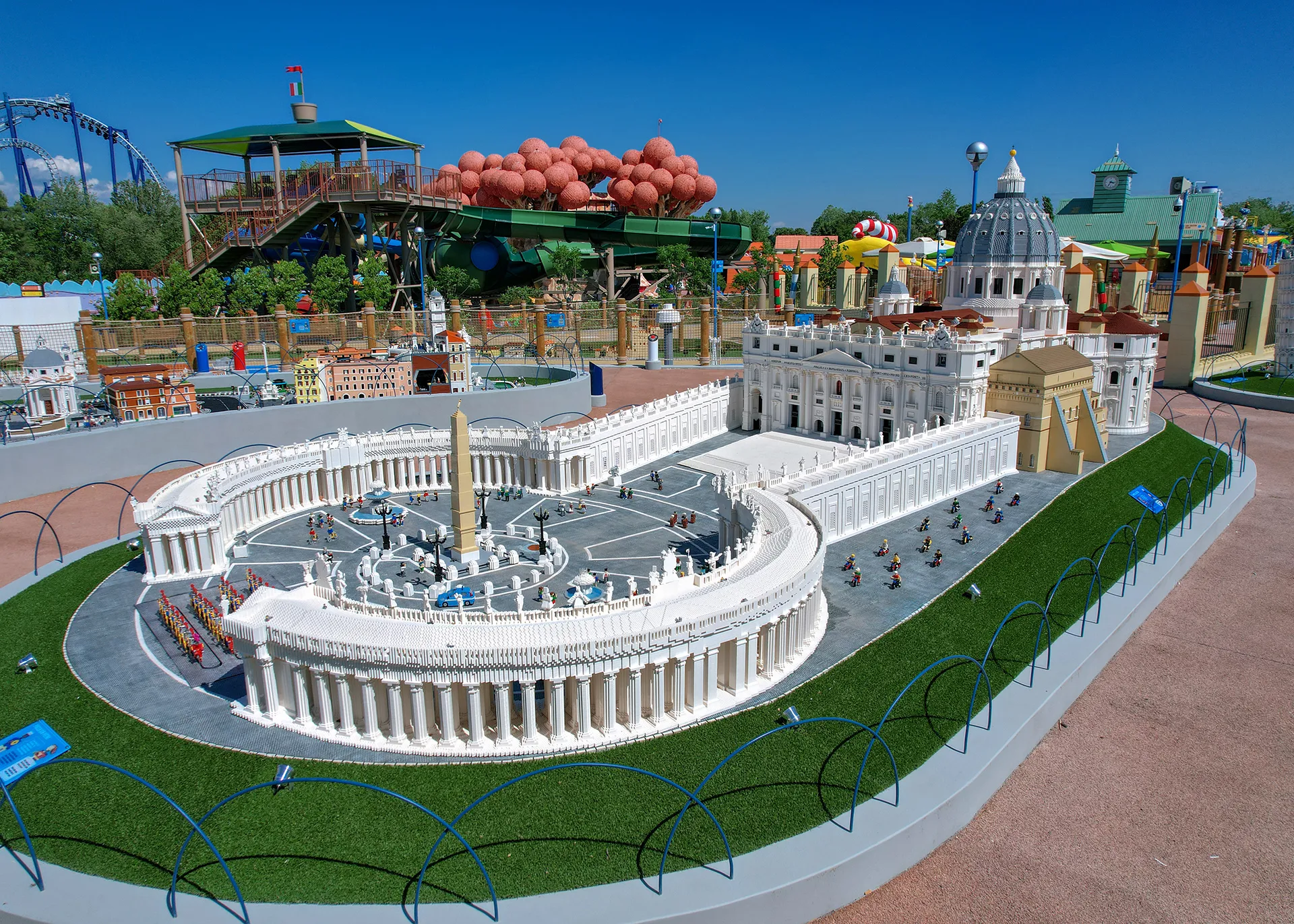 LLWP Drone Miniland 002