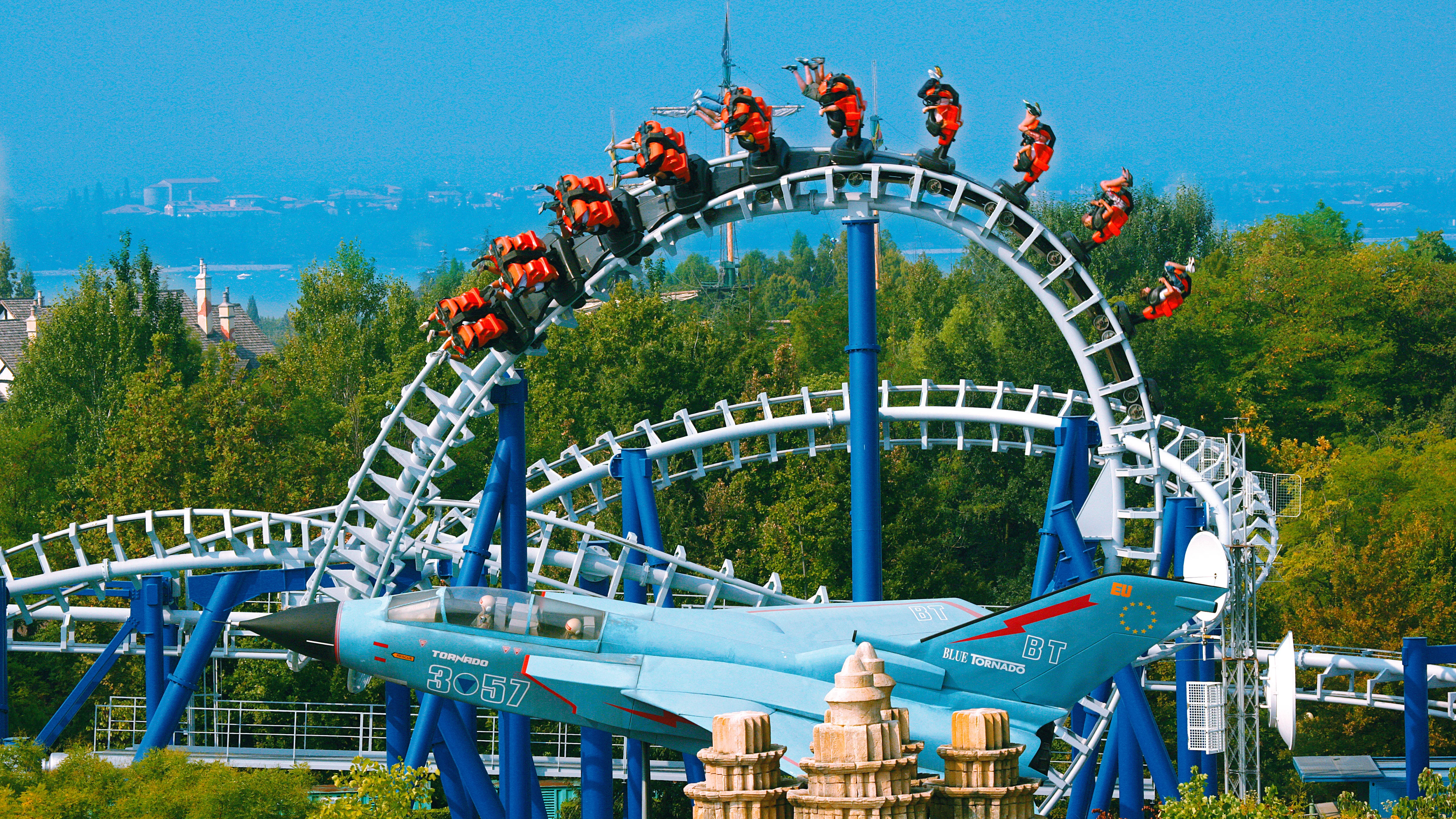 Blue Tornado - Gardaland Park